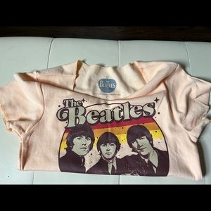 Shirt sleeve tee or top